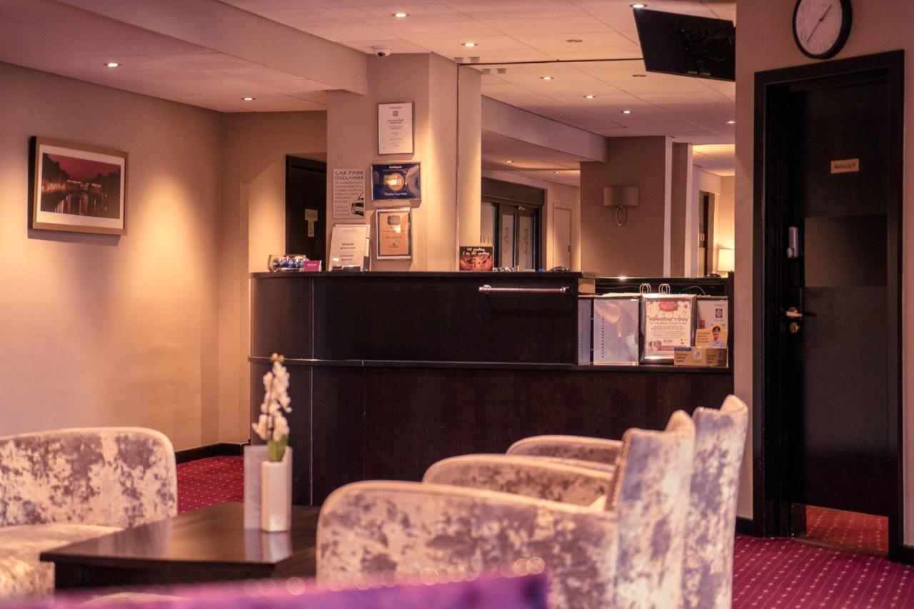 The Briar Court Hotel Huddersfield Extérieur photo