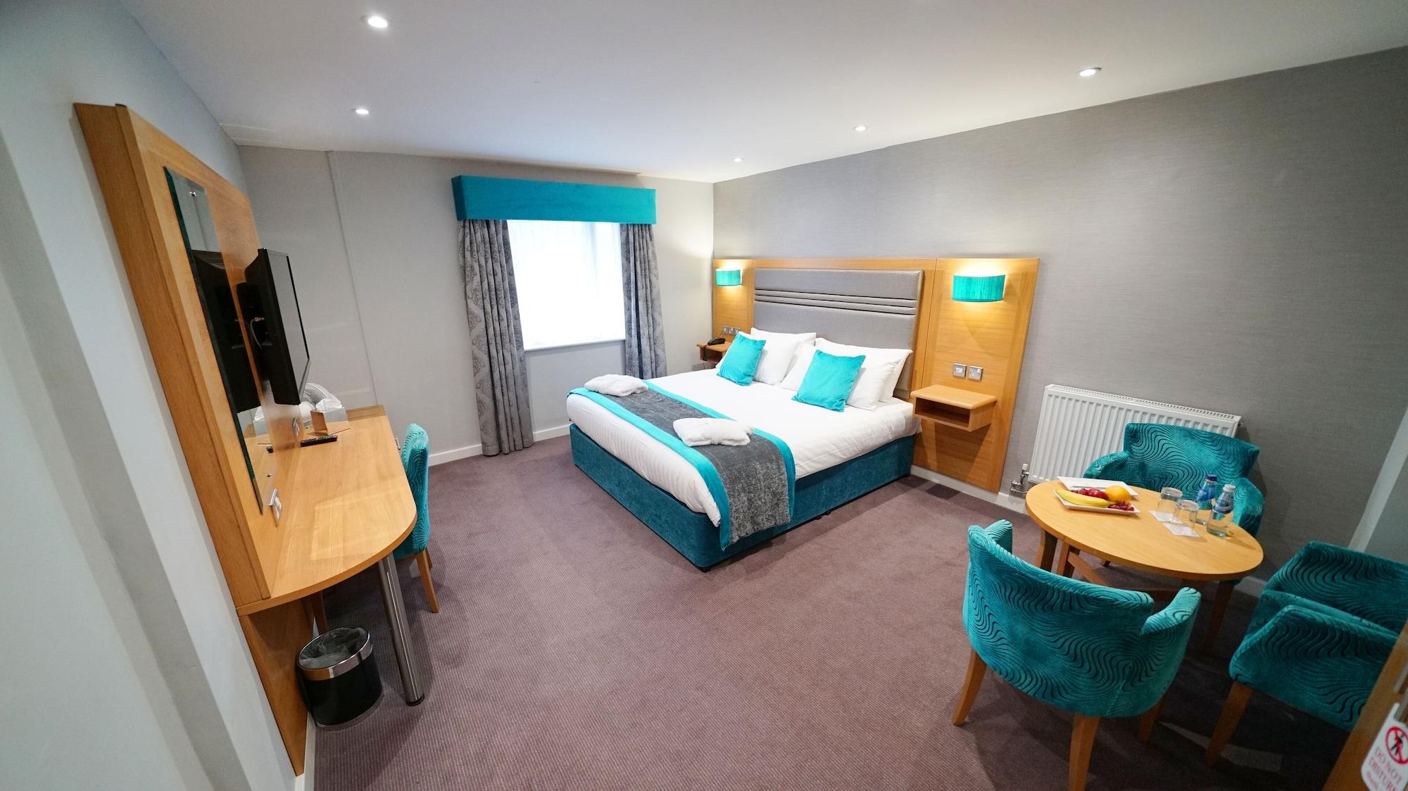 The Briar Court Hotel Huddersfield Extérieur photo